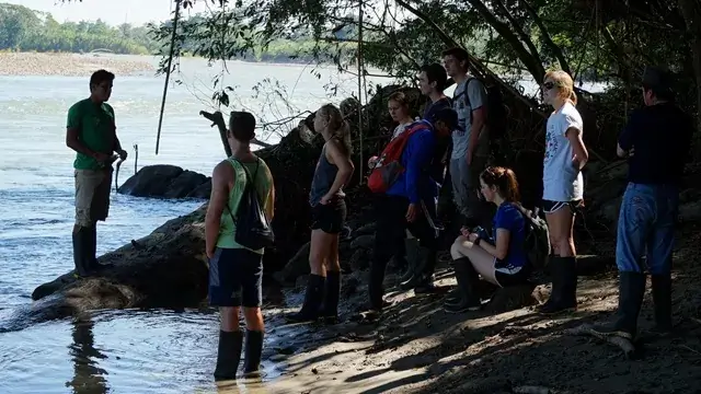 AMAZONIA ADVENTURE PROGRAM